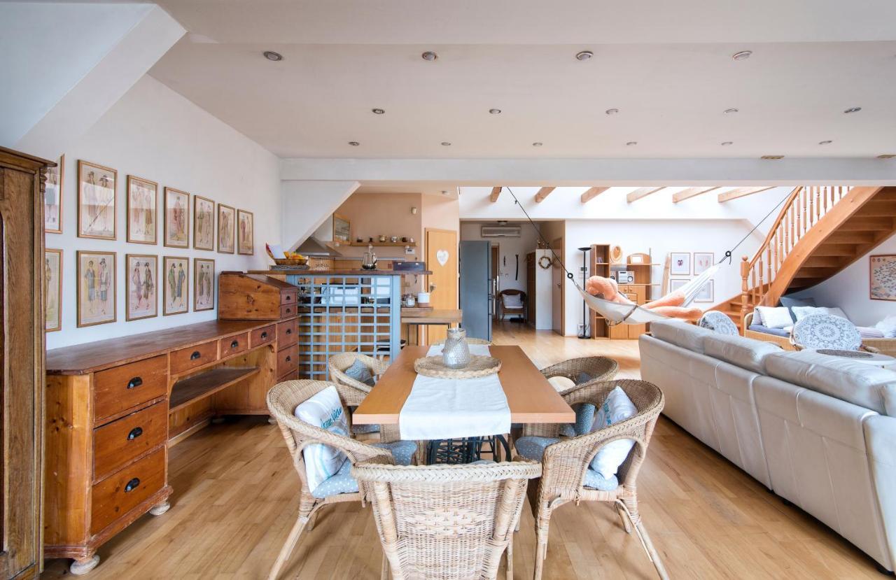 Apartment Neratovice Екстер'єр фото