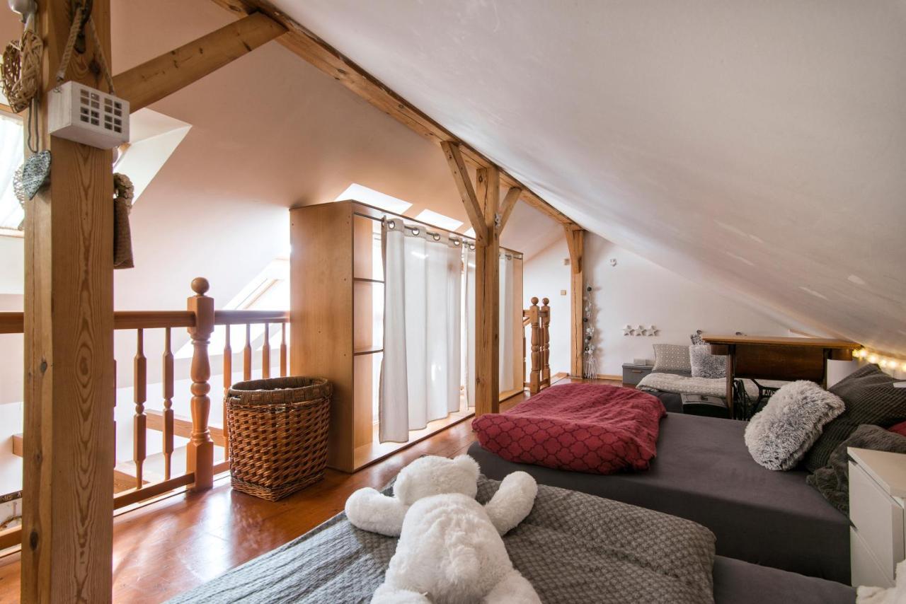 Apartment Neratovice Екстер'єр фото