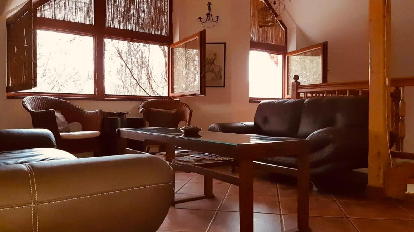 Apartment Neratovice Екстер'єр фото