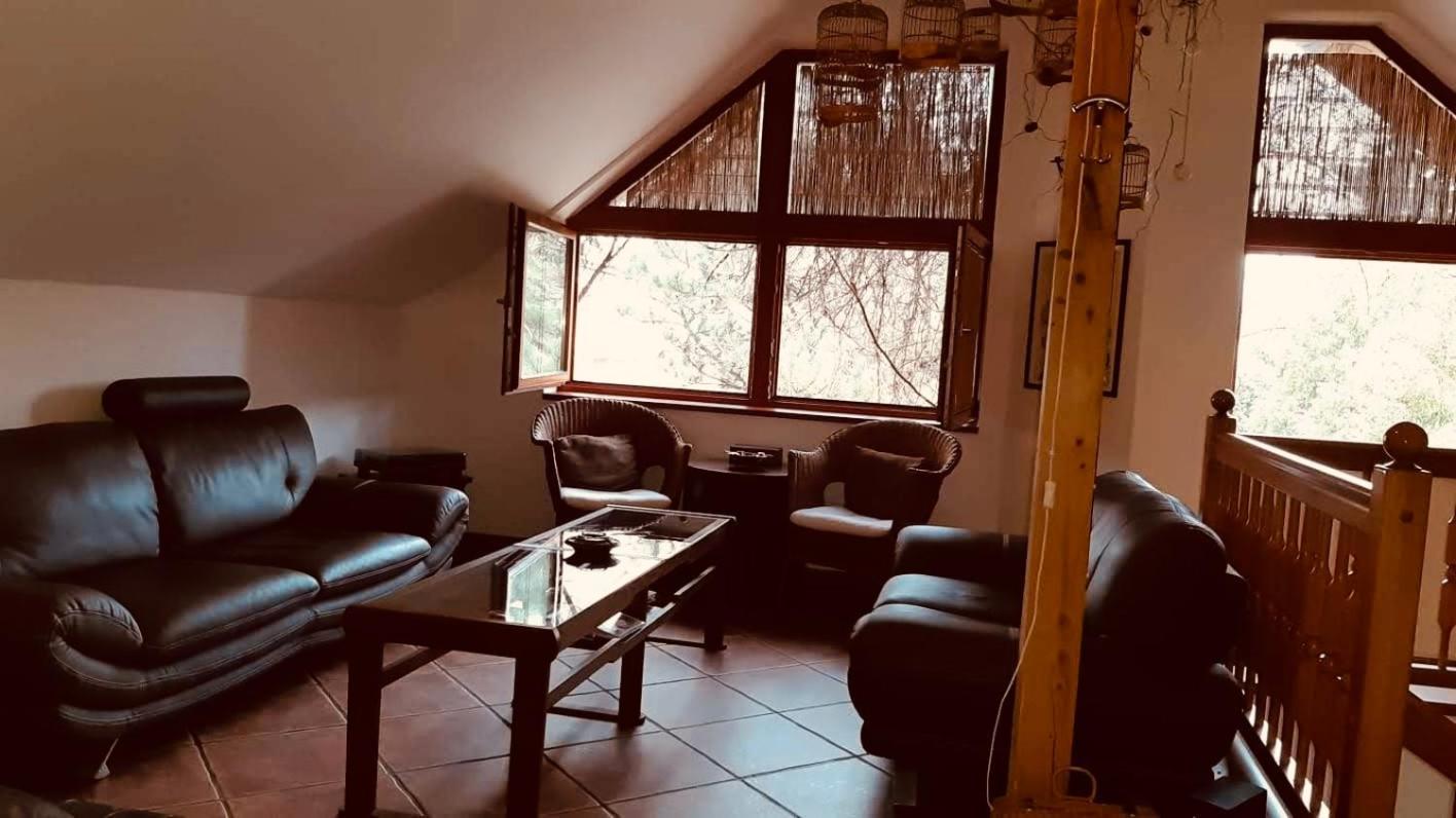 Apartment Neratovice Екстер'єр фото