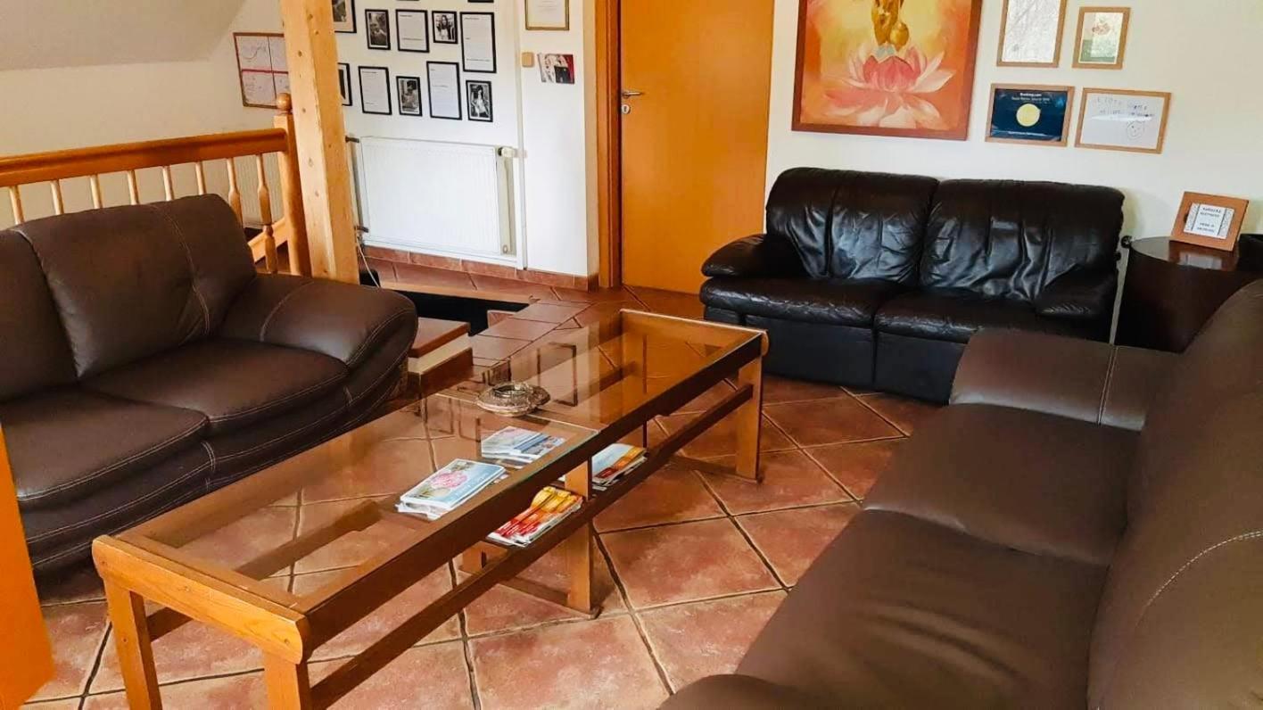 Apartment Neratovice Екстер'єр фото